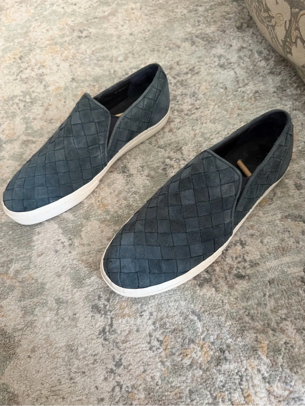 Men's Vince suede woven loafers Never Worn